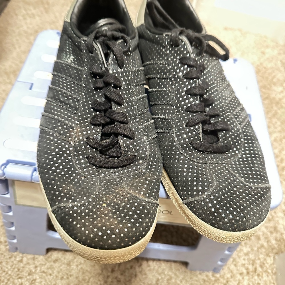 Adidas Gazelle Black Suede Silver Dots Women’s Sz 8